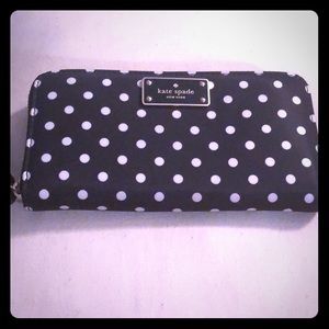 NWOT Black White Polka Dot Kate Spade Neda Wallet
